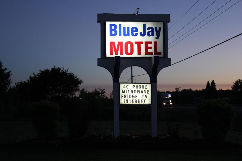 Blue Jay Motel Пітерборо Екстер'єр фото